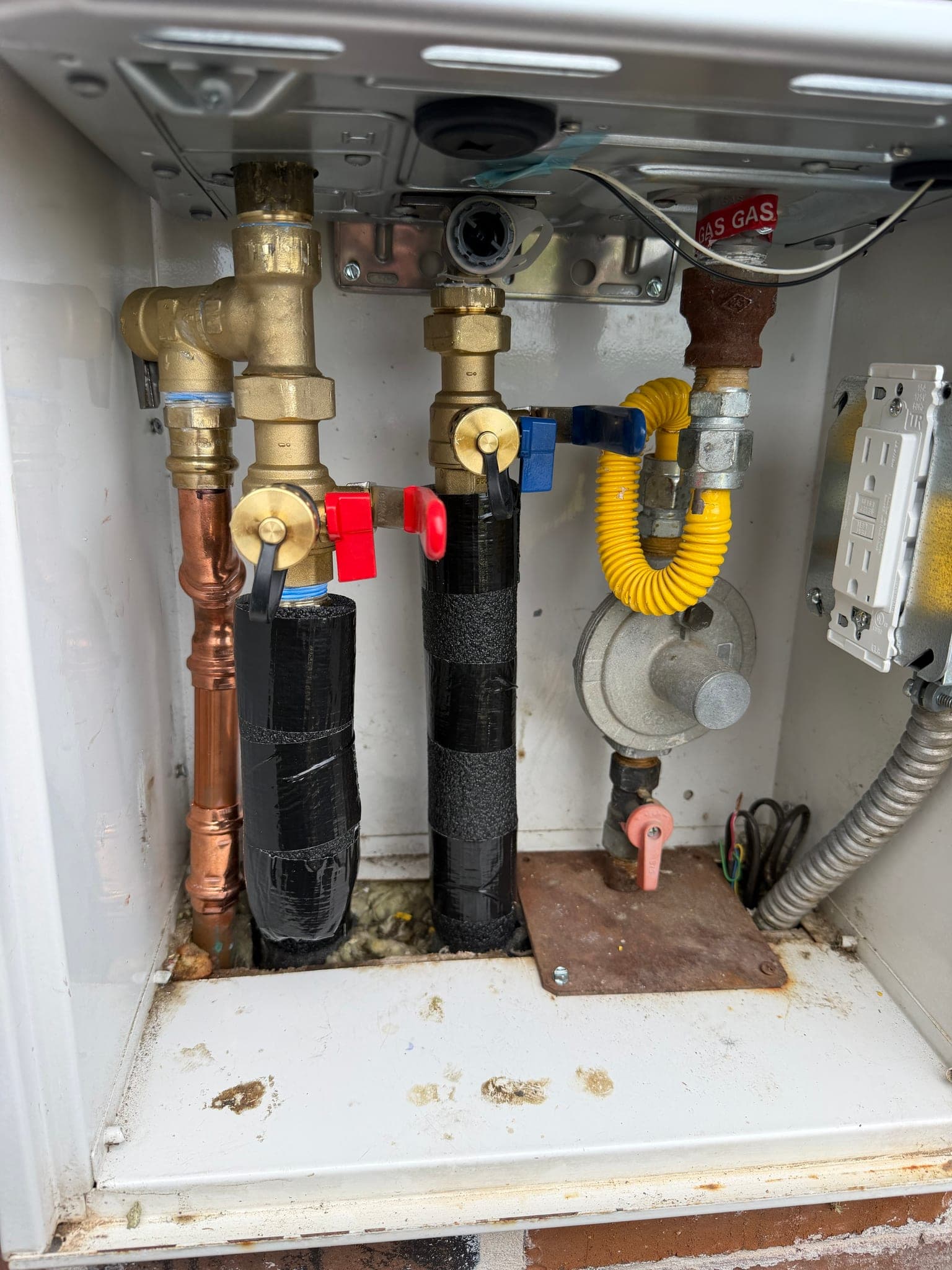 Rinnai Tankless Water Heater Replacement with Recirculation in Rockwall, TX